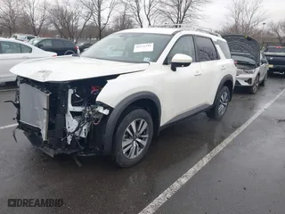 2024 Nissan Pathfinder SL with VIN 5N1DR3CC9RC315613, listed as a IAAI auction lot 41571156 with 1,583 mi miles. Bid and sale history available at carsss.com. Image 17.