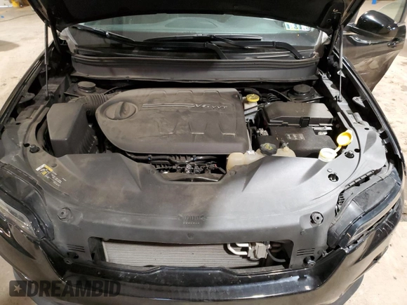 2022 Jeep Cherokee Latitude Lux with VIN 1C4PJMMX0ND500797, listed as a Copart auction lot 50117335 with 38,445 mi miles and Salvage title. Bid and sale history available at DreamBid. Image 13.