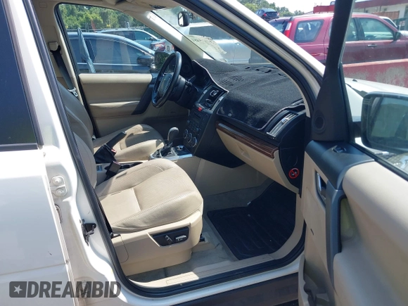 2009 Land Rover LR2 HSE with VIN SALFR24N09H140140, listed as a IAAI auction lot 39835481 with 129,053 mi miles and . Bid and sale history available at DreamBid. Image 5.