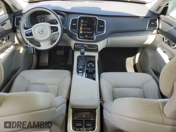 2020 Volvo XC90 Momentum z VIN YV4A22PK3L1605319, wystawiony jako Copart lot #55432605 z przebiegiem 61 338 mil mil oraz Szkoda całkowita • Salvage title. Historia ofert i sprzedaży dostępna na DreamBid. Obrazek 8.