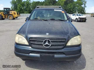 1999 Mercedes-Benz M-Class with VIN 4JGAB72E7XA107952, listed as a Copart auction lot 58559244 with 175,236 mi miles and Non Repairable. Bid and sale history available at carsss.com. Image 5.