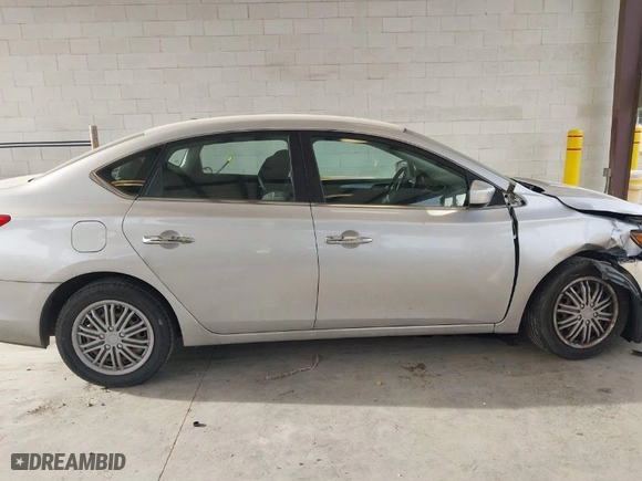 2016 Nissan Sentra SR with VIN 3N1AB7AP7GY276049, listed as a IAAI auction lot 42010221 with 90,130 mi miles. Bid and sale history available at carsss.com. Image 13.