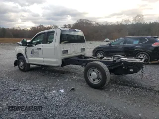 2024 Ford F-350 with VIN 1FD8X3EN2REC19641, listed as a Copart auction lot 85107984 with 6,722 mi miles and Salvage title. Bid and sale history available at DreamBid. Image 2.