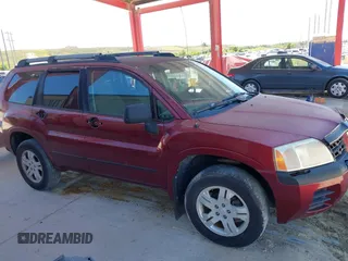 2005 Mitsubishi Endeavor LS with VIN 4A4MM21S05E074605, listed as a IAAI auction lot 41777750 with 105,188 mi miles. Bid and sale history available at carsss.com. Image 13.
