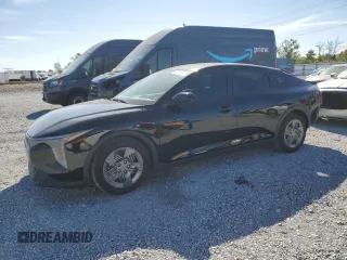 2025 Kia K4 LXS with VIN 3KPFT4DE2SE040332, listed as a Copart auction lot 49078615 with 8,977 mi miles and Salvage Title. Bid and sale history available at carsss.com. Image 1.