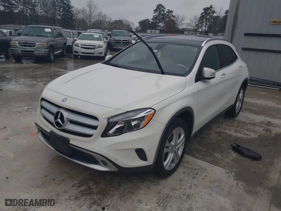 2016 Mercedes-Benz GLA with VIN WDCTG4GB4GJ189399, listed as a IAAI auction lot 41518877 with 129,012 mi miles. Bid and sale history available at carsss.com. Image 17.