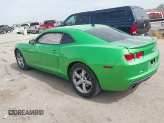 2010 Chevrolet Camaro 1LT z VIN 2G1FF1EVXA9224654, wystawiony jako IAAI lot #42251472 z przebiegiem 178 658 mil mil oraz . Historia ofert i sprzedaży dostępna na DreamBid. Obrazek 3.
