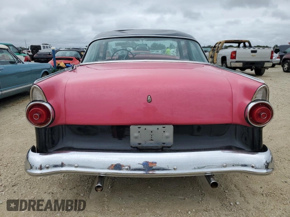 1955 Ford Crown Victoria z VIN U5FF179313, wystawiony jako Copart lot #74484004 z przebiegiem 804 mil mil oraz Nie do naprawy • Non repairable. Historia ofert i sprzedaży dostępna na DreamBid. Obrazek 6.