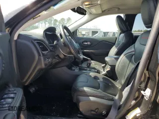 2019 Jeep Cherokee Trailhawk Elite with VIN 1C4PJMBX2KD311549, listed as a Copart auction lot 47108225 with 49,421 mi miles and Salvage Title. Bid and sale history available at carsss.com. Image 7.
