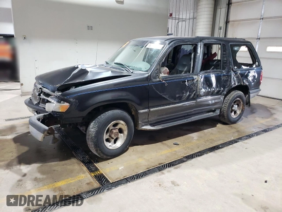 1998 Ford Explorer XLT with VIN 1FMZU32P3WUA37001, listed as a Copart auction lot 50911365 with Not provided miles and Salvage title. Bid and sale history available at DreamBid. Image 1.