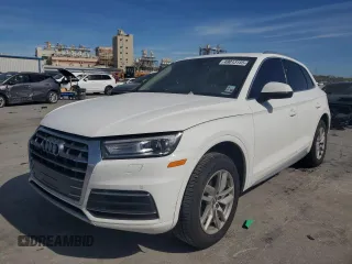 2020 Audi Q5 Premium z VIN WA1ANAFY9L2113778, wystawiony jako Copart lot #49013155 z przebiegiem 105 812 mil mil oraz Szkoda całkowita • Salvage title. Historia ofert i sprzedaży dostępna na DreamBid. Obrazek 1.