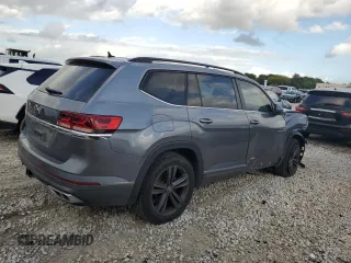 2021 Volkswagen Atlas SE with VIN 1V2PR2CA5MC525207, listed as a Copart auction lot 46195945 with 130,206 mi miles and Non repairable. Bid and sale history available at DreamBid. Image 3.