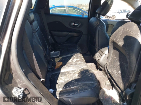 2017 Jeep Cherokee Latitude with VIN 1C4PJMCS2HW575645, listed as a IAAI auction lot 41747140 with 1 mi miles. Bid and sale history available at carsss.com. Image 8.