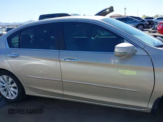 2014 Honda Accord EX-L with VIN 1HGCR2F89EA238038, listed as a IAAI auction lot 42111345 with 97,112 mi miles and . Bid and sale history available at carsss.com. Image 13.