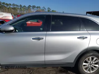 2020 Kia Sorento LX V6 with VIN 5XYPG4A55LG635273, listed as a IAAI auction lot 41739010 with 91,382 mi miles. Bid and sale history available at carsss.com. Image 15.