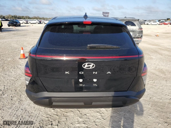 2025 Hyundai Kona SE with VIN KM8HA3AB1SU196717, listed as a Copart auction lot 77239634 with 0 mi miles and Non Repairable. Bid and sale history available at carsss.com. Image 6.