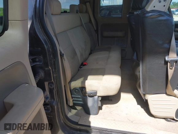 2005 Ford F-150 XLT with VIN 1FTPX12505NB17676, listed as a IAAI auction lot 42743274 with 222,367 mi miles and . Bid and sale history available at DreamBid. Image 8.