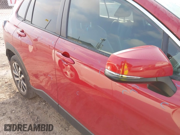 2022 Toyota Corolla Cross XLE with VIN 7MUEAAAG2NV004274, listed as a IAAI auction lot 42057280 with 21,734 mi miles and . Bid and sale history available at DreamBid. Image 13.
