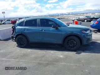 2024 Honda HR-V Sport with VIN 3CZRZ1H57RM708270, listed as a IAAI auction lot 41750271 with 31,326 mi miles. Bid and sale history available at carsss.com. Image 6.