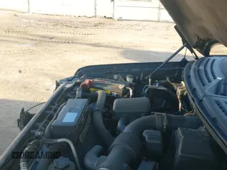 2009 Ford F-150 XL with VIN 1FTPW14VX9FA32666, listed as a IAAI auction lot 43500800 with 310,552 mi miles and . Bid and sale history available at DreamBid. Image 19.