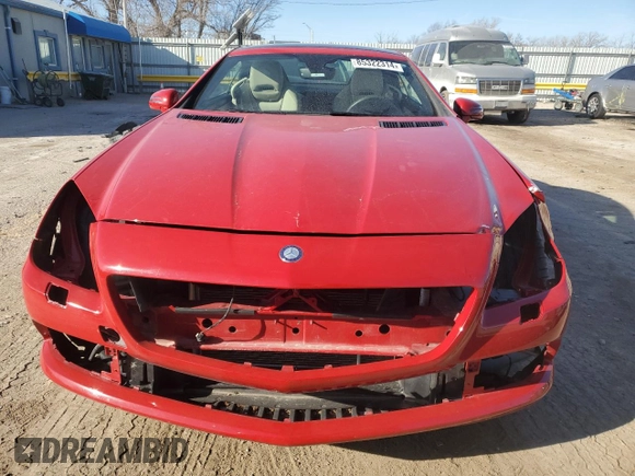 2012 Mercedes-Benz SLK 350 z VIN WDDPK5HA5CF036731, wystawiony jako Copart lot #85322314 z przebiegiem 59 548 mil mil oraz Szkoda całkowita • Salvage title. Historia ofert i sprzedaży dostępna na DreamBid. Obrazek 5.