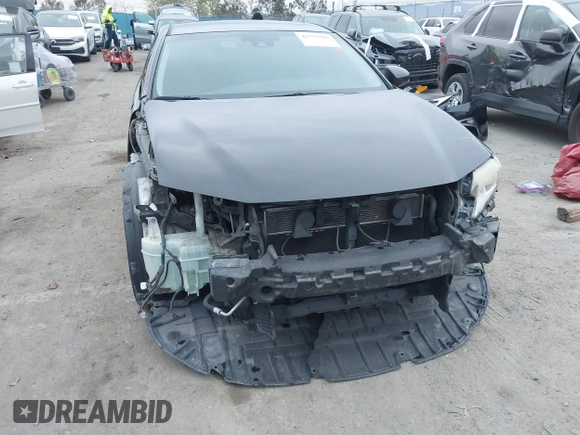 2018 Lexus ES with VIN JTHBW1GG2J2193949, listed as a IAAI auction lot 41772763 with 190,015 mi miles. Bid and sale history available at carsss.com. Image 6.