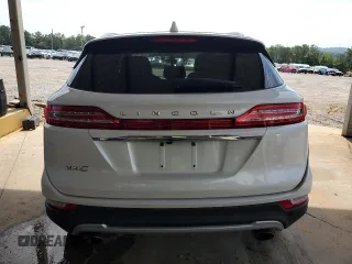 2019 Lincoln MKC Select с VIN 5LMCJ2C98KUL42803, выставлен на аукционе Copart как лот 62611825 с пробегом 118 911 миль миль и Списание • Salvage title. История ставок и продаж доступна на DreamBid. Изображение 6.
