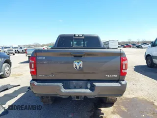 2019 Ram 2500 Laramie with VIN 3C6UR5FL7KG521132, listed as a IAAI auction lot 41806360 with 140,196 mi miles and . Bid and sale history available at DreamBid. Image 16.