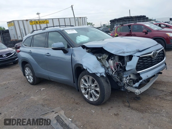 2023 Toyota Highlander L with VIN 5TDKDRBH7PS014618, listed as a IAAI auction lot 42363989 with 39,142 mi miles and . Bid and sale history available at DreamBid. Image 1.