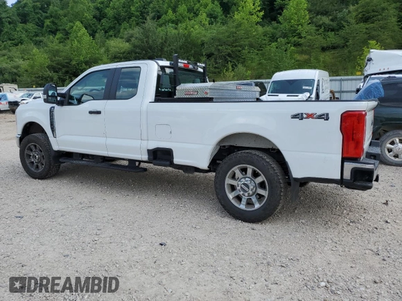 2023 Ford F-250 XL с VIN 1FT7X2BA7PEC78466, выставлен на аукционе Copart как лот 60484385 с пробегом 65 359 миль миль и Списание • Salvage title. История ставок и продаж доступна на DreamBid. Изображение 2.