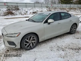 2019 Volvo S60 Momentum with VIN 7JRA22TK8KG004025, listed as a Copart auction lot 83579094 with 79,385 mi miles and Salvage Title. Bid and sale history available at carsss.com. Image 1.