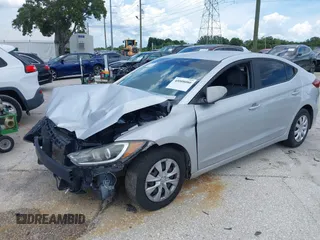 2017 Hyundai Elantra SE z VIN KMHD74LF0HU075074, wystawiony jako IAAI lot #40008080 z przebiegiem 110 533 mil mil oraz . Historia ofert i sprzedaży dostępna na DreamBid. Obrazek 2.