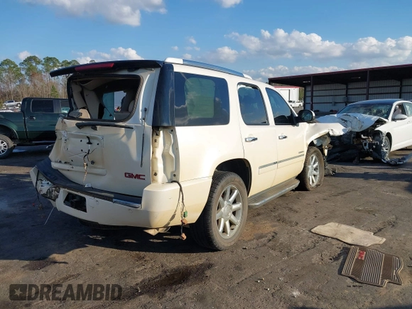 2013 GMC Yukon Denali with VIN 1GKS1EEF6DR278035, listed as a IAAI auction lot 41526763 with 149,815 mi miles. Bid and sale history available at carsss.com. Image 4.