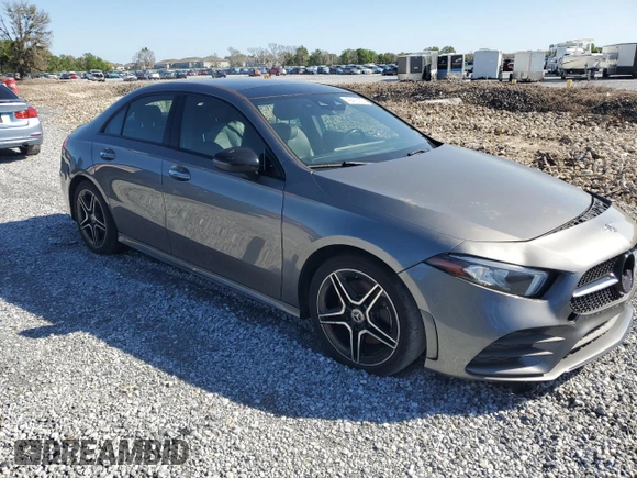 2019 Mercedes-Benz A 220 with VIN WDD3G4EB2KW002770, listed as a Copart auction lot 49415155 with 89,054 mi miles and Clean Title. Bid and sale history available at DreamBid. Image 4.