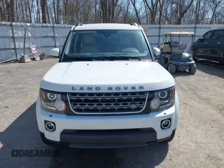 2016 Land Rover LR4 HSE with VIN SALAG2V6XGA778800, listed as a IAAI auction lot 42039649 with 126,486 mi miles and . Bid and sale history available at DreamBid. Image 12.
