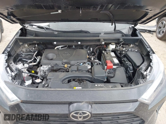 2024 Toyota RAV4 XLE with VIN 2T3P1RFV8RC440951, listed as a IAAI auction lot 42160027 with 35,000 mi miles. Bid and sale history available at carsss.com. Image 10.