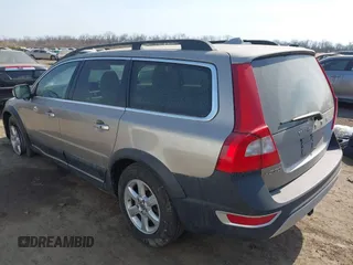 2012 Volvo XC70 3.2L with VIN YV4952BZ0C1141842, listed as a IAAI auction lot 41784679 with 106,541 mi miles and . Bid and sale history available at DreamBid. Image 3.