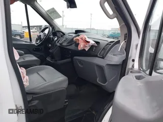 2019 Ford Transit с VIN 1FTYR2CM1KKB53920, выставлен на аукционе IAAI как лот 41603444 с пробегом Не указан миль и . История ставок и продаж доступна на DreamBid. Изображение 5.