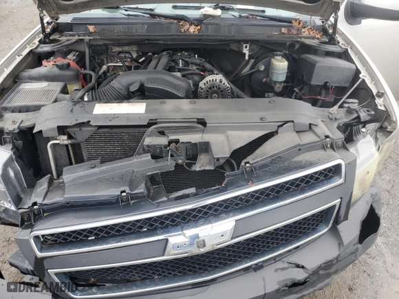 2009 Chevrolet Suburban LT w/2LT with VIN 1GNFK26359R269967, listed as a Copart auction lot 51189125 with 370,604 mi miles and Clean Title. Bid and sale history available at carsss.com. Image 12.