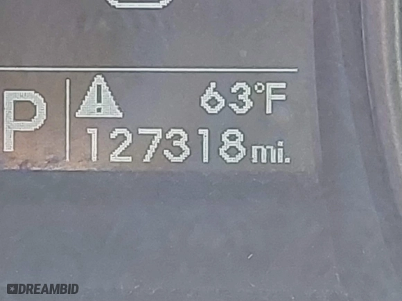 2013 Hyundai Santa Fe Sport with VIN 5XYZUDLB8DG005088, listed as a IAAI auction lot 41698330 with 127,318 mi miles. Bid and sale history available at carsss.com. Image 15.