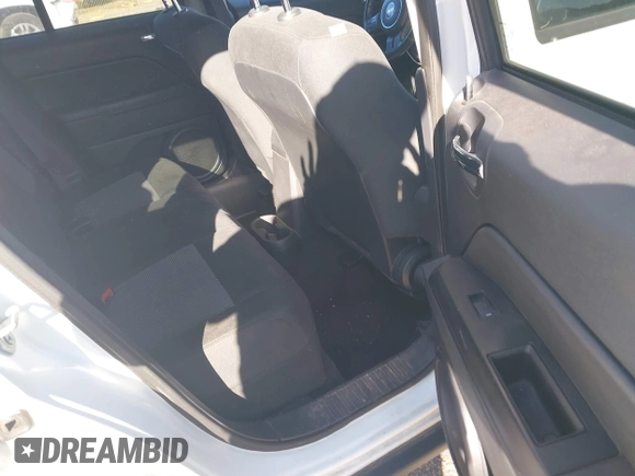 2015 Jeep Patriot Latitude with VIN 1C4NJPFB8FD220119, listed as a IAAI auction lot 41629305 with 90,753 mi miles and . Bid and sale history available at DreamBid. Image 8.