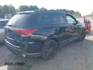 2020 Mitsubishi Outlander SE z VIN JA4AD3A39LZ031129, wystawiony jako IAAI lot #40262423 z przebiegiem 67 241 mil mil oraz . Historia ofert i sprzedaży dostępna na DreamBid. Obrazek 4.