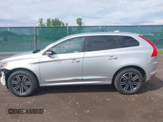 2017 Volvo XC60 Dynamic z VIN YV440MRR0H2107735, wystawiony jako IAAI lot #42458277 z przebiegiem 90 089 mil mil oraz . Historia ofert i sprzedaży dostępna na DreamBid. Obrazek 14.
