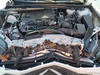 2025 Toyota Camry LE z VIN 4T1DAACK6SU062124, wystawiony jako Copart lot #54156185 z przebiegiem 16 210 mil mil oraz Szkoda całkowita • Salvage title. Historia ofert i sprzedaży dostępna na DreamBid. Obrazek 11.