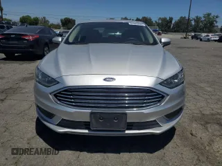 2017 Ford Fusion SE with VIN 3FA6P0H7XHR276646, listed as a Copart auction lot 61328635 with 51,440 mi miles and Clean title. Bid and sale history available at DreamBid. Image 5.