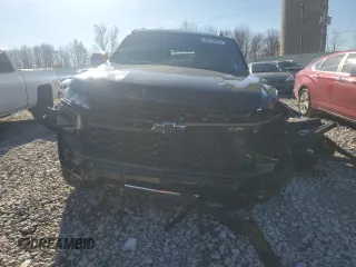2023 Chevrolet Tahoe Z71 z VIN 1GNSKPKD8PR336200, wystawiony jako Copart lot #79418844 z przebiegiem Nie podano mil oraz Szkoda całkowita • Salvage title. Historia ofert i sprzedaży dostępna na DreamBid. Obrazek 5.