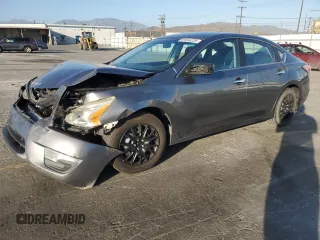 2015 Nissan Altima 2.5 with VIN 1N4AL3AP5FC457134, listed as a Copart auction lot 61694235 with 153,227 mi miles and Salvage title. Bid and sale history available at DreamBid. Image 1.