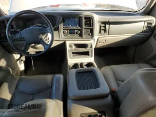 2004 GMC Yukon XL SLT with VIN 1GKEC16T24J120519, listed as a Copart auction lot 84963154 with 185,599 mi miles and Salvage Title. Bid and sale history available at carsss.com. Image 8.