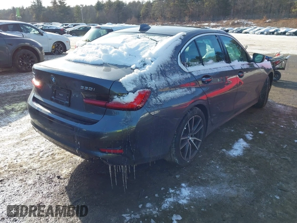 2021 BMW 3 Series 330i xDrive with VIN 3MW5R7J02M8C21224, listed as a IAAI auction lot 41387217 with 22,540 mi miles. Bid and sale history available at carsss.com. Image 4.