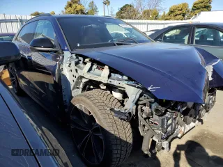 2021 Audi RS Q8 z VIN WU1ARBF14MD031081, wystawiony jako Copart lot #45895403 z przebiegiem 6906 mil mil oraz Szkody całkowita. Historia ofert i sprzedaży dostępna na DreamBid. Obrazek 4.